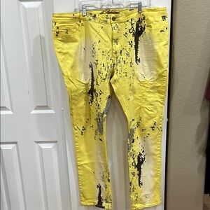 A. Tiziano Yellow Relaxed Fit Paint-Splatter Jeans -size 44